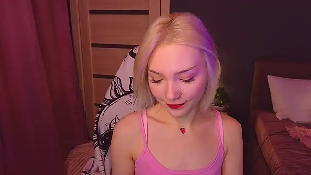 Snapshot of SandraBoyl chatting on January 28, 2025, 1:08 am SandraBoyl online show from January 28, 2025, 1:08 am