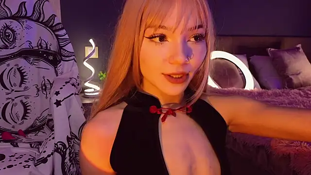 Snapshot of SandraBoyl chatting on March 3, 2025, 1:17 am SandraBoyl online show from March 3, 2025, 1:17 am