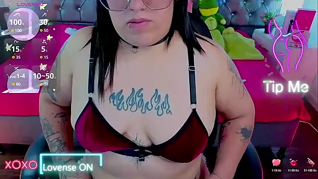 NatalieHarris online show from March 10, 2026, 8:46 pm