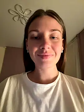 JasminJames online show from October 14, 2025, 10:20 pm