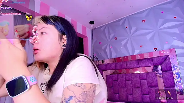 Candy morgan412 online show from April 18, 2026, 11:34 am