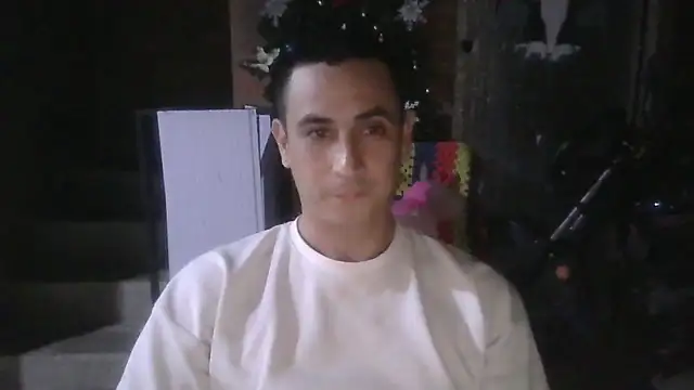 Rejy1992 online show from December 22, 2025, 3:50 am