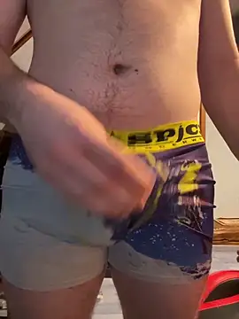 youlo71 online show from December 14, 2024, 4:19 pm