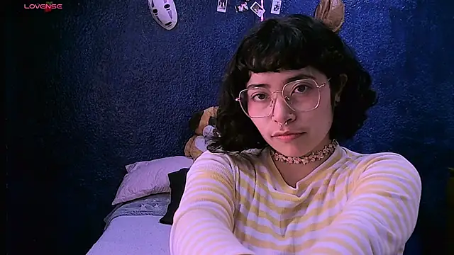 Snapshot of NinaYellow chatting on February 12, 2025, 2:54 pm NinaYellow online show from February 12, 2025, 2:54 pm