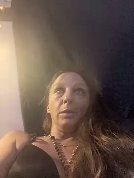 Everlyrose27 online show from December 6, 2024, 6:53 am