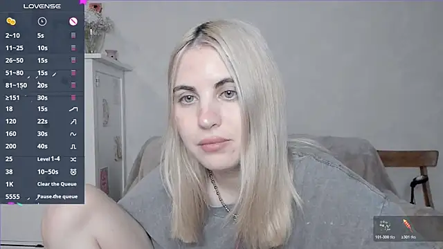 pawpaws online show from November 8, 2025, 9:57 am