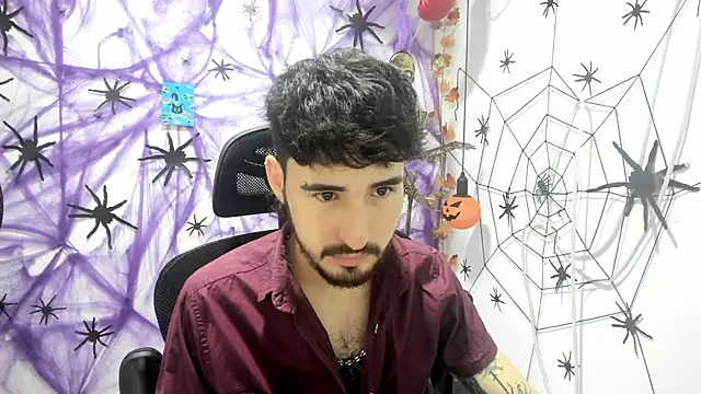 Snapshot of DmitriSanders chatting on November 8, 2025, 8:12 pm DmitriSanders online show from November 8, 2025, 8:12 pm