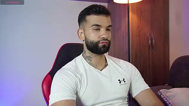 Snapshot of MarkHazze chatting on November 25, 2025, 12:00 am MarkHazze online show from November 25, 2025, 12:00 am