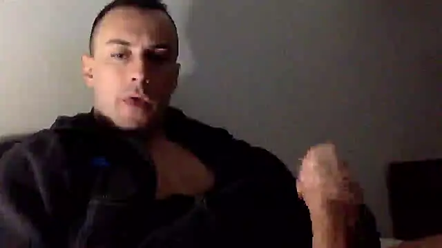 Snapshot of mainnrd chatting on September 15, 2025, 9:26 pm mainnrd online show from September 15, 2025, 9:26 pm