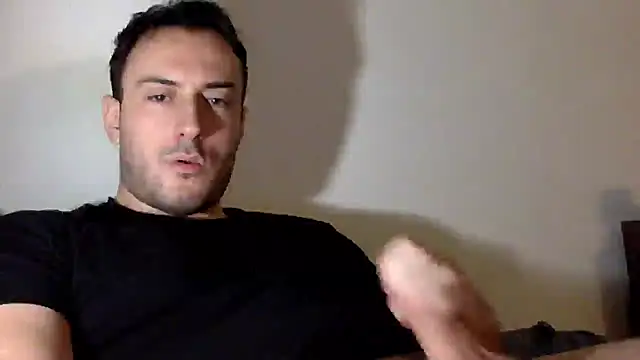 Snapshot of mainnrd chatting on February 17, 2025, 7:44 pm mainnrd online show from February 17, 2025, 7:44 pm