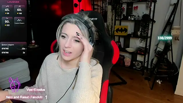 Lisaonthemoon online show from March 17, 2025, 12:32 am