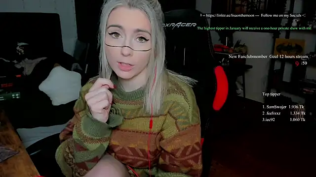 Lisaonthemoon online show from January 11, 2026, 9:44 pm