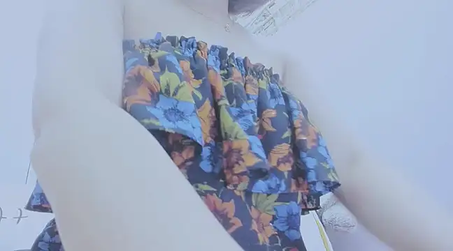 Snapshot of Linh_diudang chatting on March 9, 2025, 2:32 pm Linh diudang online show from March 9, 2025, 2:32 pm