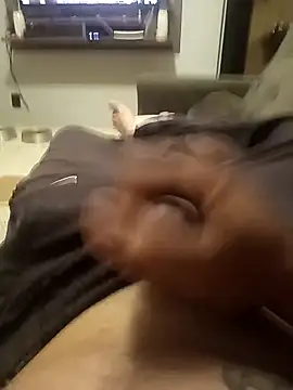 Snapshot of dredre1069 chatting on September 28, 2025, 10:39 pm dredre1069 online show from September 28, 2025, 10:39 pm