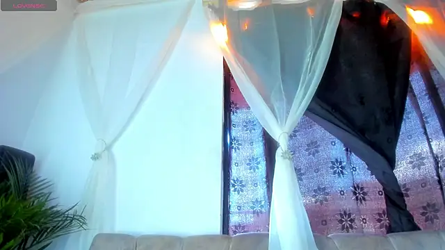 esteveen ortegas  online show from October 2, 2025, 5:05 pm