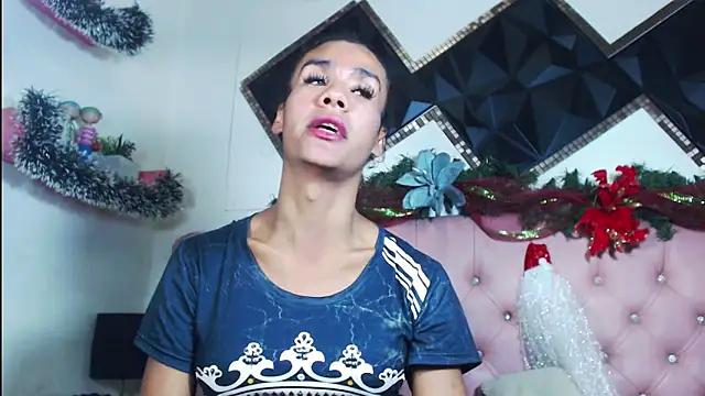 andrea safeira doll online show from December 18, 2025, 10:24 pm