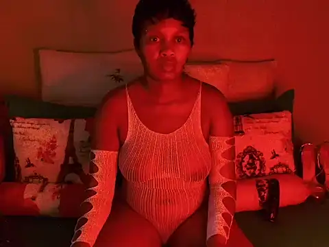 Snapshot of Bootycurvy2 chatting on September 29, 2025, 3:39 pm Bootycurvy2 online show from September 29, 2025, 3:39 pm