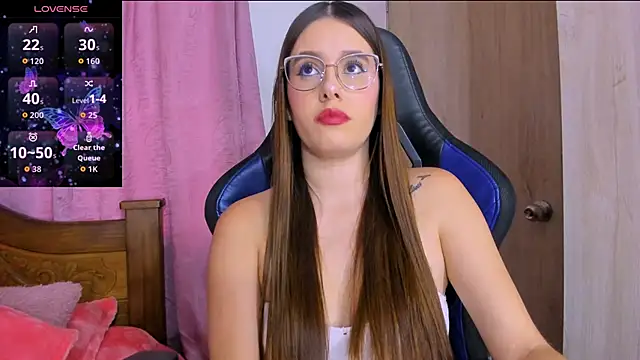 ParisShayk online show from November 8, 2025, 6:11 pm