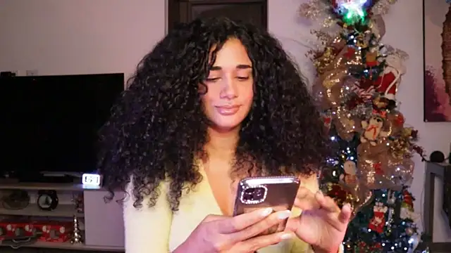 Mysensualbrunette1 online show from January 7, 2025, 4:08 am