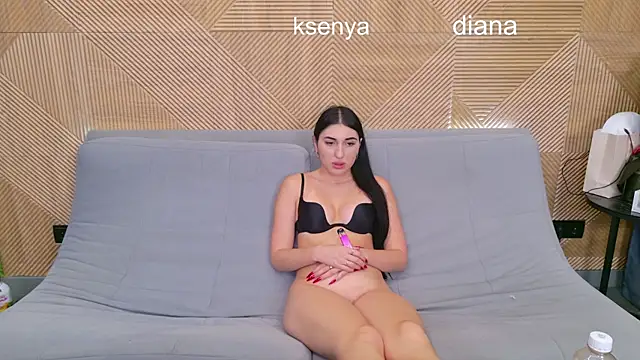 Snapshot of Ksenny chatting on November 4, 2025, 3:49 pm Ksenny online show from November 4, 2025, 3:49 pm