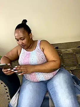 Amandious online show from April 19, 2026, 11:22 am