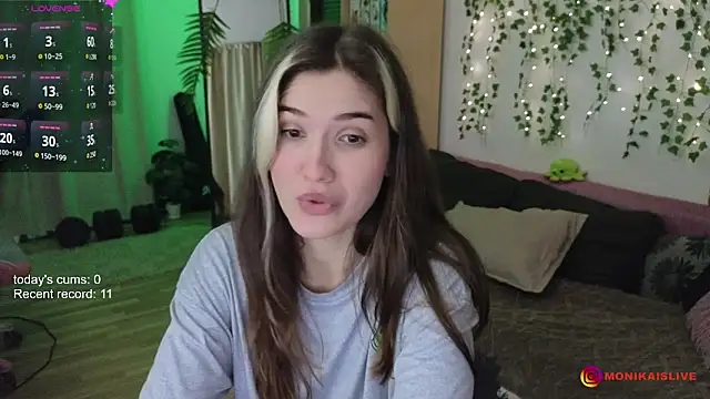 monikavenom online show from October 5, 2025, 2:13 am