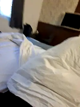 Exhibitionist1508 online show from December 16, 2025, 11:47 am