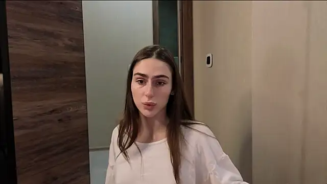 CuteRebelious online show from May 1, 2026, 6:46 pm