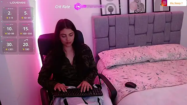 Snapshot of xia_foxxy chatting on December 2, 2024, 4:59 am xia foxxy online show from December 2, 2024, 4:59 am