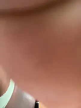 Toomuch Squirt online show from February 3, 2026, 4:32 am