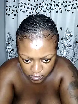 Snapshot of TheDoubleTrouble18xxx chatting on October 9, 2025, 12:22 am TheDoubleTrouble18xxx online show from October 9, 2025, 12:22 am