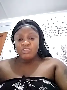 Snapshot of TheDoubleTrouble18xxx chatting on November 1, 2025, 7:19 pm TheDoubleTrouble18xxx online show from November 1, 2025, 7:19 pm