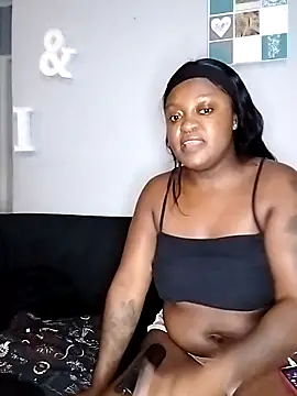 Snapshot of TheDoubleTrouble18xxx chatting on March 13, 2025, 8:32 pm TheDoubleTrouble18xxx online show from March 13, 2025, 8:32 pm