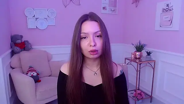 LucySkilar online show from January 23, 2025, 8:25 am