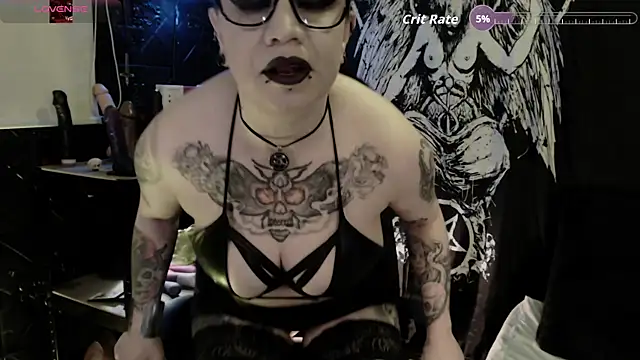 Evil Queen 666 online show from May 30, 2026, 7:58 am