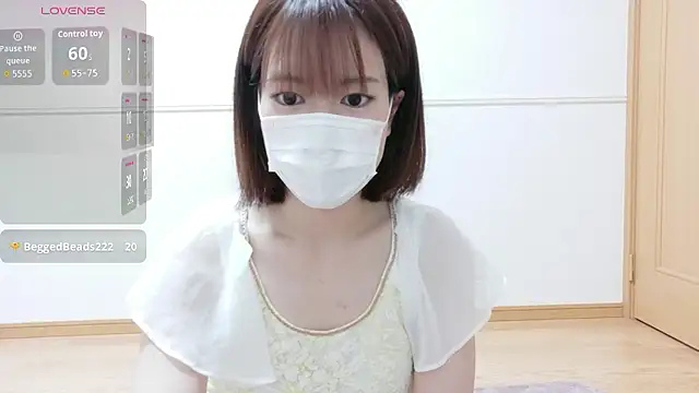 Snapshot of QoMeioQ chatting on June 19, 2026, 3:01 am QoMeioQ online show from June 19, 2026, 3:01 am