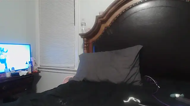 Snapshot of ebonyred chatting on November 29, 2025, 2:44 am ebonyred online show from November 29, 2025, 2:44 am