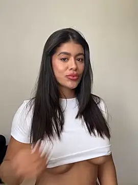 Snapshot of MelissaWaltton chatting on February 18, 2025, 8:25 pm MelissaWaltton online show from February 18, 2025, 8:25 pm