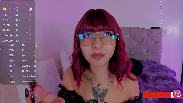 Snapshot of arysUwU chatting on September 13, 2025, 1:05 am arysUwU online show from September 13, 2025, 1:05 am