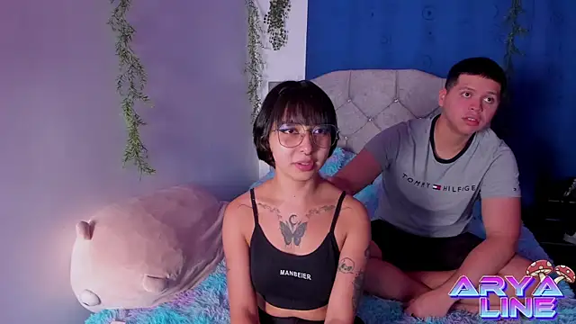 Snapshot of arysUwU chatting on March 12, 2025, 3:24 am arysUwU online show from March 12, 2025, 3:24 am