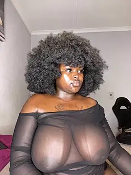 Snapshot of Honeycoco0211 chatting on November 5, 2025, 12:30 pm Honeycoco0211 online show from November 5, 2025, 12:30 pm