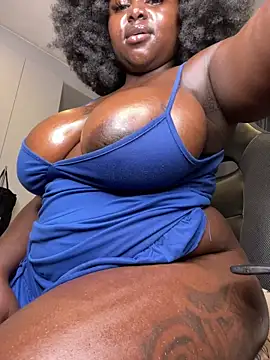 Snapshot of Honeycoco0211 chatting on February 24, 2026, 11:16 pm Honeycoco0211 online show from February 24, 2026, 11:16 pm