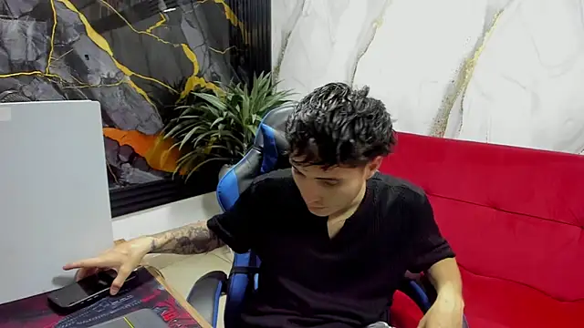 boony18 online show from January 16, 2026, 7:40 pm