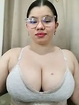 Danzel1105 online show from April 6, 2026, 11:50 pm