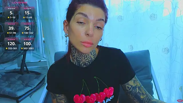 tattooedBabyy online show from June 7, 2026, 9:58 am