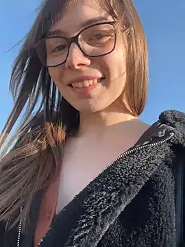 Snapshot of EvaRoss_ chatting on February 27, 2026, 1:44 pm EvaRoss online show from February 27, 2026, 1:44 pm