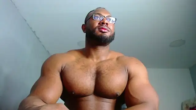 Snapshot of George_Dominator chatting on December 21, 2024, 5:07 pm George Dominator online show from December 21, 2024, 5:07 pm