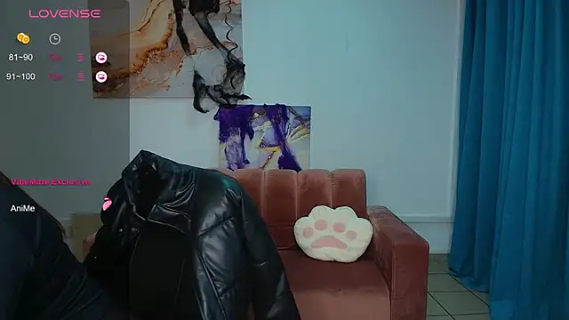 Snapshot of ElmiraPowers chatting on November 10, 2025, 12:32 pm ElmiraPowers online show from November 10, 2025, 12:32 pm