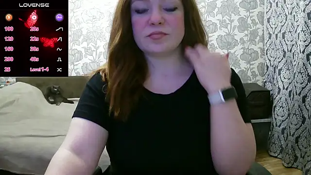 Snapshot of Sabrina_Poison chatting on February 13, 2025, 2:31 pm Sabrina Poison online show from February 13, 2025, 2:31 pm