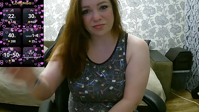 Snapshot of Sabrina_Poison chatting on February 20, 2025, 3:34 am Sabrina Poison online show from February 20, 2025, 3:34 am